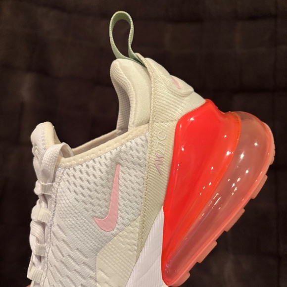 NIKE AIR MAX 270 (GS) WHITE / PINK FOAM 943345 113 YOUTH Size 7y - Picture 4 of 8